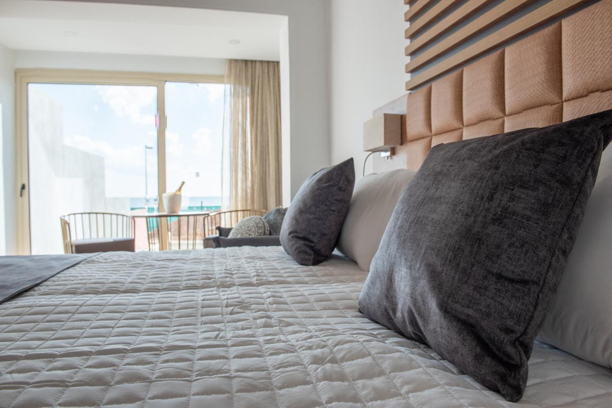 Piere - Anne Beach Hotel Agia Napa Quarto foto