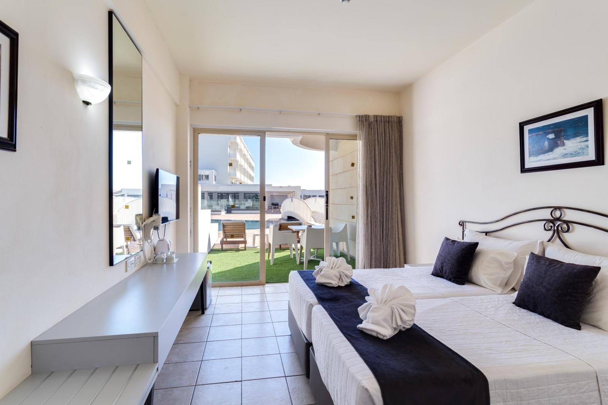 Piere - Anne Beach Hotel Agia Napa Exterior foto