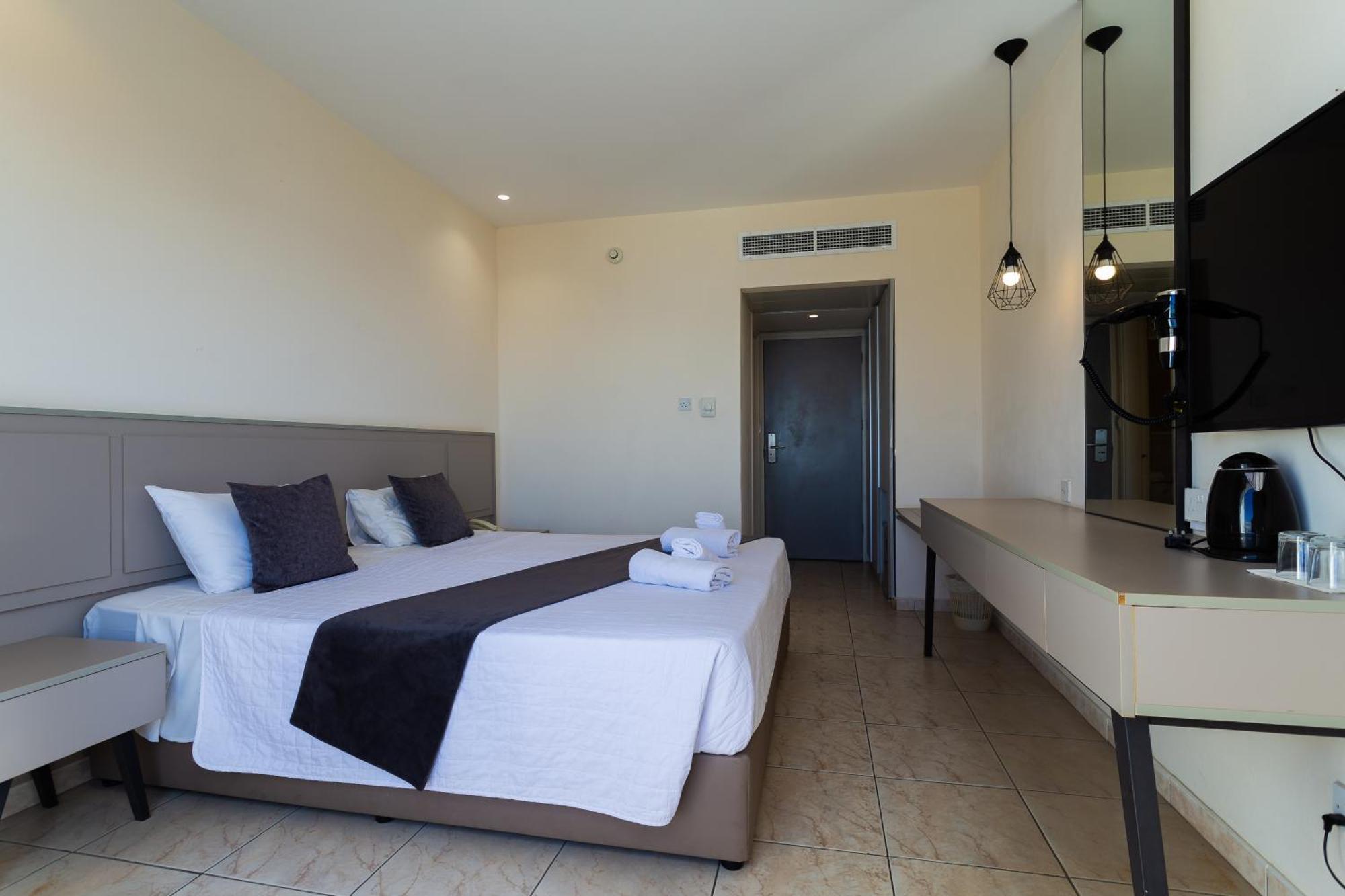 Piere - Anne Beach Hotel Agia Napa Exterior foto